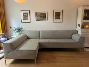 Design on stock bank met gebruikssporen