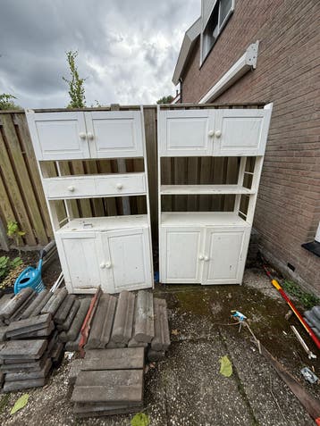 Twee kasten voor opknapbeurt - ideaal voor project