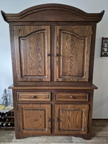 Massieve eikenhouten kast - 133,5x205x56 cm