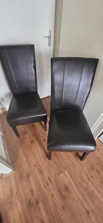 3 eetkamer stoelen