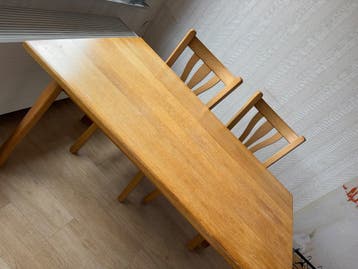 Eettafel met stoelen  ophalen in Koog aan de Zaan
