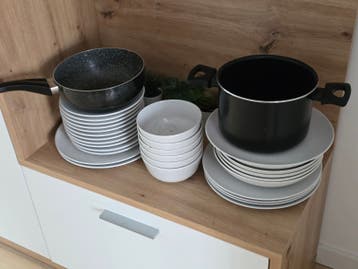 Gratis Tweedehands Borden en Schalen