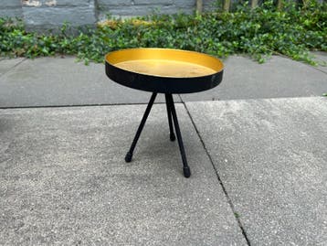 Stijlvolle plantenstandaard zwart/goud