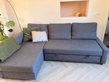 IKEA Hoekbank (opbergruimte en slaapfunctie)