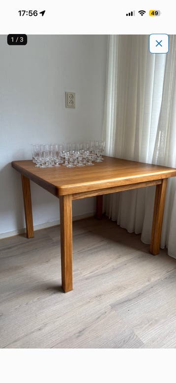 Eikenhouten tafel