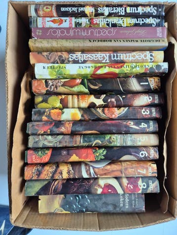 Gratis af te halen: set kookboeken en drankatlassen