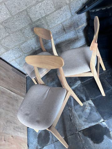 Set van 3 houten stoelen met stoffen zitting