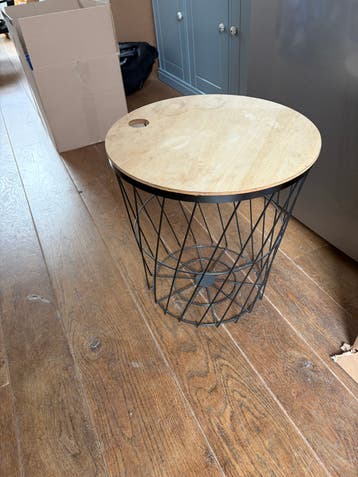 Bijzettafeltje mand