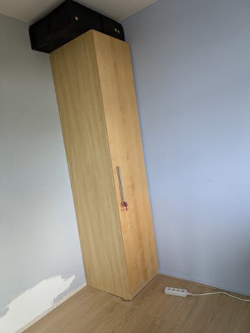 Gratis Ikea kleding kast