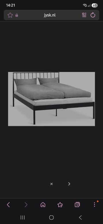 Zwart metalen eenpersoonsbed met matras