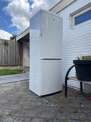 Koelvriescombinatie zanussi wit