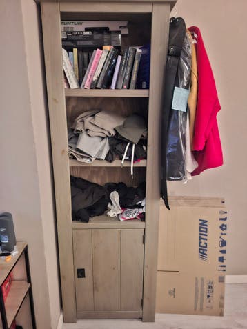 Kast moet weg ivm verhuizing! gratis
