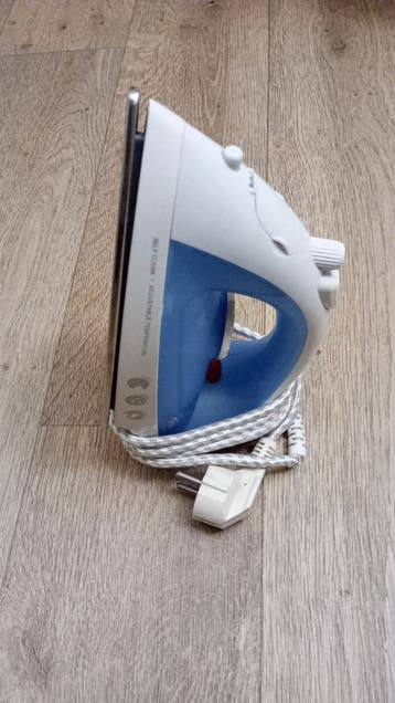 Strijkijzer gratis ophalen - Zeer goede staat!