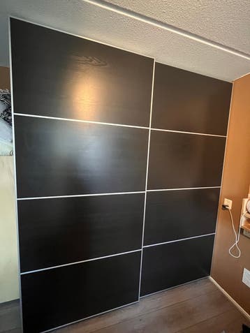 IKEA Kledingkast met Schuifdeuren en Lades