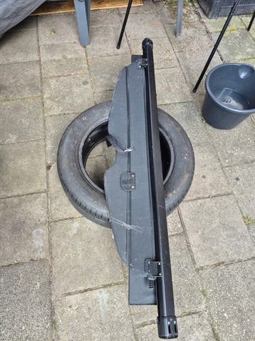 Hoedenplank Mazda 5 uitschuifbaar met noodband (2225)
