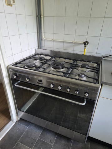 Smeg SNL90MFX7 gasfornuis 5 pits met grote oven 90cm breed