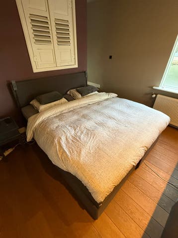 Eastborn Elektrisch Verstelbare Boxspring 180x210 met Matras