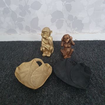 Gratis Decoratieve Apen en Bladvormige Schalen