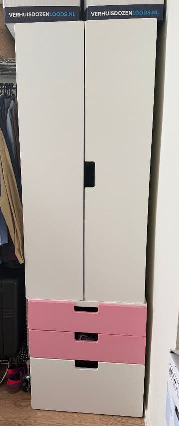 Gratis af te halen: IKEA SMÅSTAD (kinder)kast – wit/roze