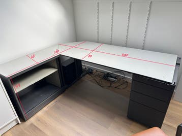 GRATIS Hoekbureau met opbergruimte en lades - Wit/Antraciet