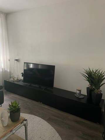 Tv meubel zwart, 2 delig. Gratis