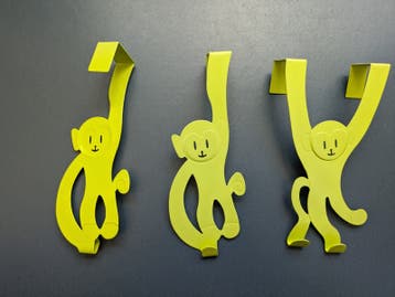 3 leuke apen haken om over een deur te hangen