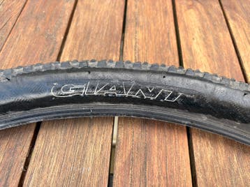 Giant MTB fietsband 27.5x2.10 (52-584) gebruikt