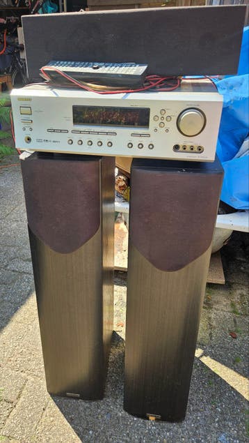 Onkyo Versterker met Mission Speakers