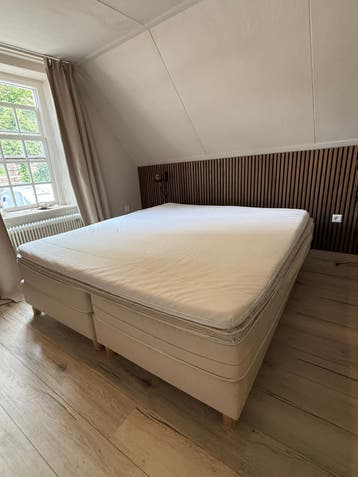 Gratis boxspring incl toppers