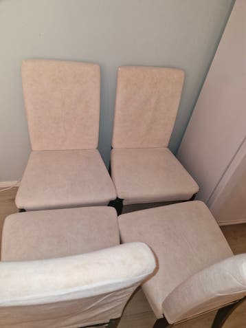 Set van 4 eetkamerstoelen met hoezen