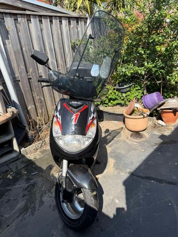 Gratis Scooter - Start niet meer - Voor onderdelen/reparatie