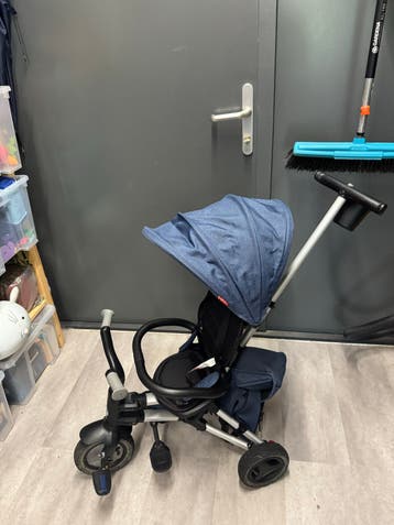 Kinderdriewieler met duwstang en zonnekap