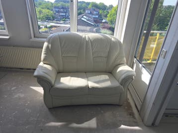 Comfortabele 2-zits bank van skai leer