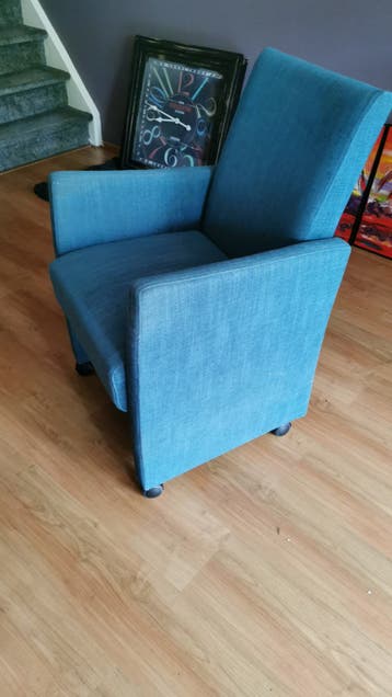Comfortabele fauteuils op wieltjes x 4, blauw
