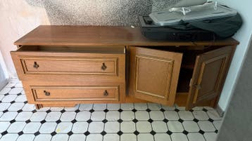 Houten vintage dressoir met lades en deuren - 150x50 cm