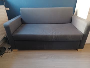 Bank en Bed in 1, MOET WEG