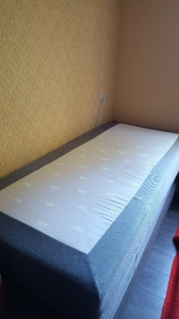 Bed 200200 Gratis
