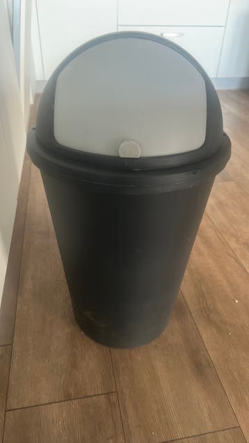 Prullenbak zwart/grijs