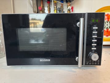 GRATIS Severin combimagnetron - 5 jaar oud
