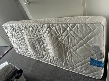 Gratis matras 90x200