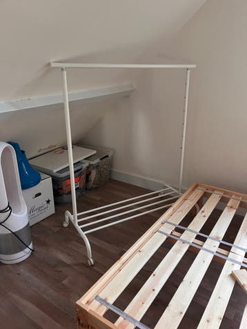 Wit kledingrek op wielen, verstelbaar - ikea