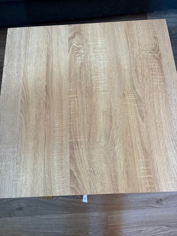 Vierkante salontafel met opbergruimte