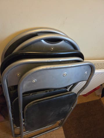 Gratis 5 klapstoelen