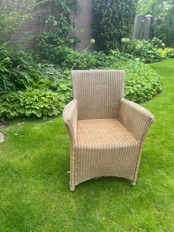 Gratis 4 Lloyd loom stoelen