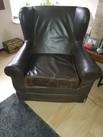 2 Donkerbruine Lederen Fauteuils - Gebruikt