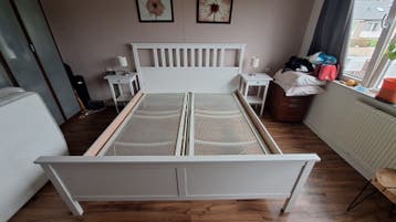 Gratis bed 180x200 met 2 nachtkastjes