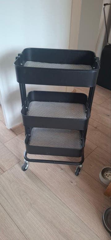 Gratis Ikea RÅSKOG roltafel - Zwart