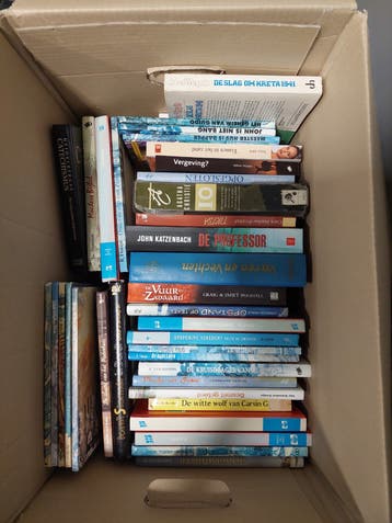 Doos vol diverse boeken - gratis afhalen Barneveld