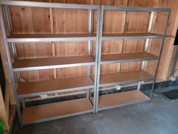 Metalen stellingkast 2 stuks GRATIS