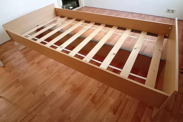 Gratis éénpersoons bed 200x90 cm